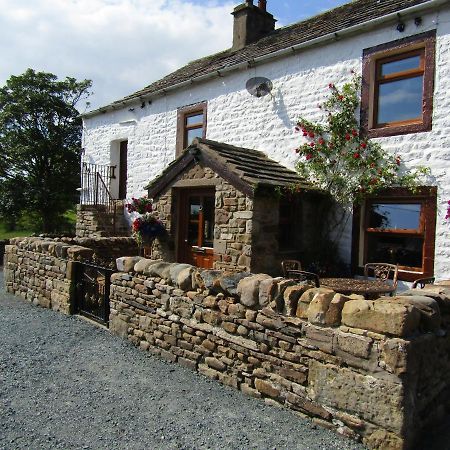 Lower Turnerford Farmhouse Newby  Buitenkant foto